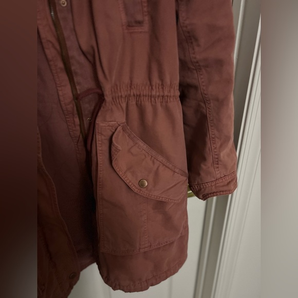 AE Classic Parka EUC - Picture 11 of 12